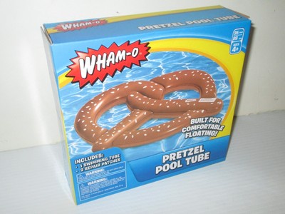 WHAM-O BRAND GIANT PRETZEL SWIMMING POOL SWIM FLOAT TUBE FAKE FOOD 35