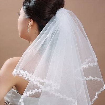 Fashion Beautiful White/Ivory Wedding Bridal Veil Elbow Length Satin Edge TS1010