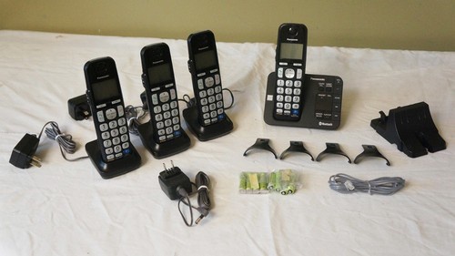 PANASONIC KX-TG454 SK 4* HANDSET PHONES DIGITAL ANSWERING SYSTEM BT LINK TO SELL