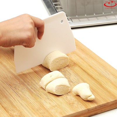 White Trapezoidal Pastry Dough Scraper Cutter Plastic Baking Cake Kitchen Tool