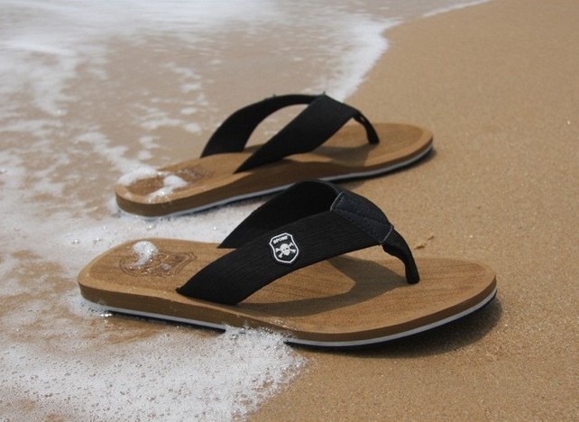 free shipping New 2014 Summer Casual Flat Sandal,Bakham Leisure Soft Flip Flops,mens EVA Massage Beach Slippers Shoes big Size