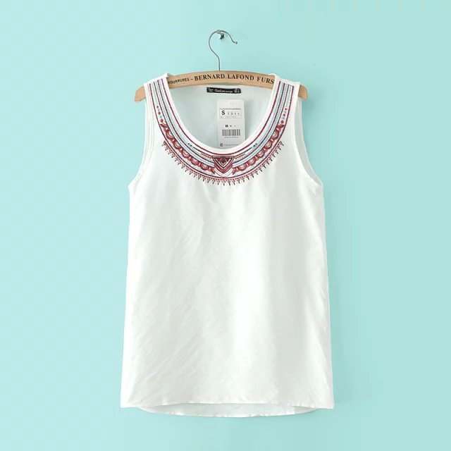 WT75 New Fashion Ladies' white Embroidery blouses sweet vintage brief O neck sleeveless shirt casual slim brand top