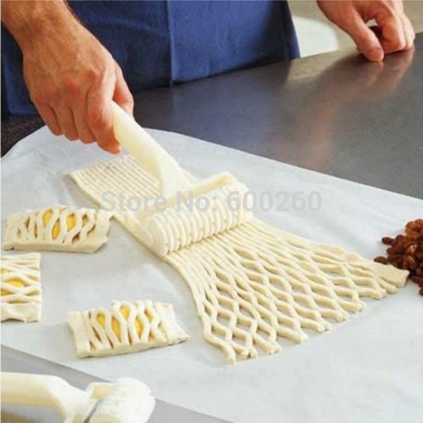 Hot sales Plastic Baking Tool Cookie Pie Pizza Pastry Lattice Roller Cutter Craft free shipping