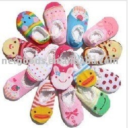 Wholesale-- Baby Cartoon floor socks/Baby Anti-skid socks/Baby socks/Baby foot wear/Baby rattle socks 24pcs=12pair