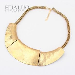 Europe & America Style Retro Exaggerated Semicircular Pendant Necklace (Gold)   N396