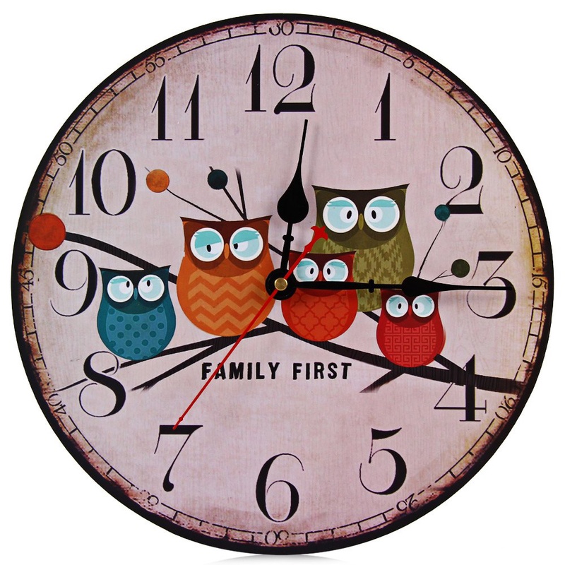 2016 New European Style Vintage Creative Forest Owl Round Wood Wall Clock Quartz Bracket Kitchen Clocks Decoration Decor