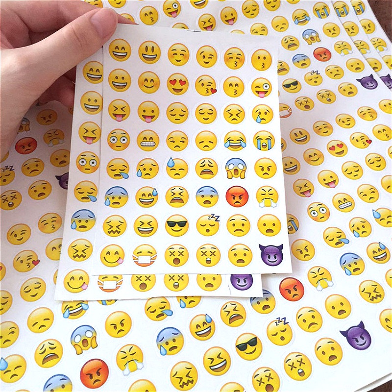 1pcs New Cute Head Portrait Sticker Smiling Face Interesting Smile face Stickers Children Kids Toy For Phone Notebook Message