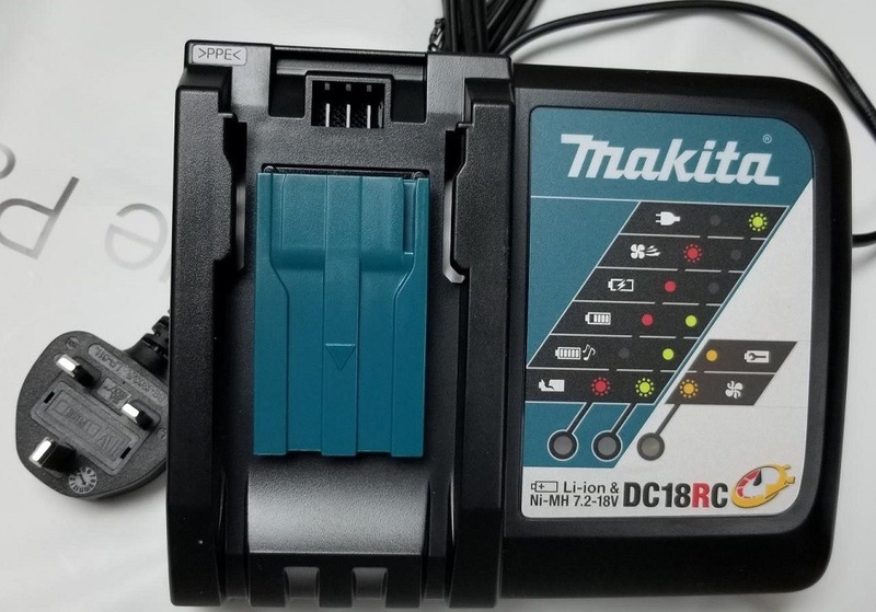 Original Makita UK England 220V DC18RC 14.4-18V Li-ion Fast Charger 3pin UK Plug