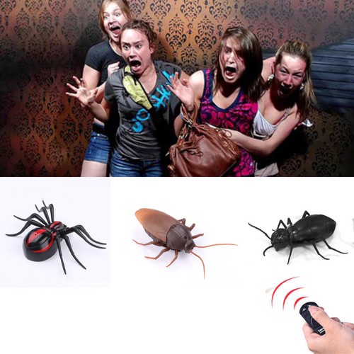 Remote Control Mock Fake Cockroach RC Toy Prank Insects Joke Scary Trick Bugs