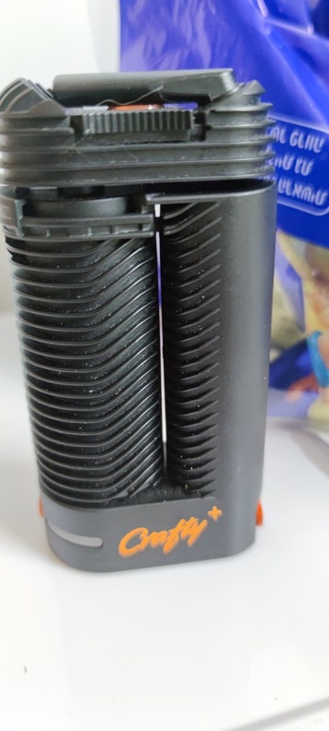 מכשיר אידוי וייפורייזר חדשני CRAFTY PLUS קראפטי פלוס מבית סטורץ אנד ביקל, גרמניה - וופורייזרים איכותיים בסמוקר