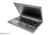 Review Samsung Series 5 530U4E-S02DE Ultrabook - NotebookCheck.net Reviews