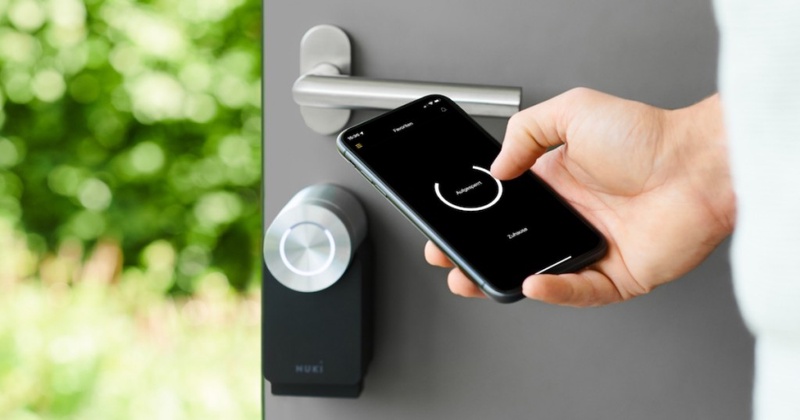 Nuki Smart Lock 3.0, cerradura inteligente para la puerta de casa sin conversión, cerradura electrónica retroadaptable, cerradura digital con bloqueo automático, blanco : Amazon.es: Bricolaje y herramientas