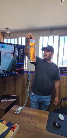 הפרוטקשן חוגג והגיע גם אלינו שתפו שתפו שתפו מי שלא מפחד שישתף מי מפחד זה יגיע גם אליו תייגו את איתמר בן גביר תייגו את Nir Barkat - ניר ברקת. ואל תפחדו... | By ‎עץ האורן המרכז לכלי עבודה‎