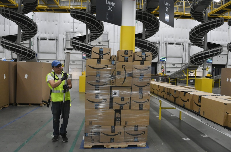 Amazon plans summer sale for June 22 to 'jumpstart sales'
