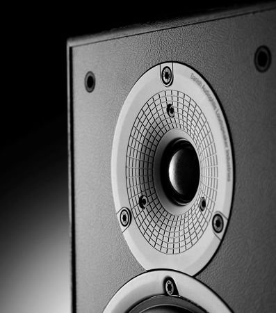 Dali Spektor 2 Bookshelf Speakers (Pair) (Black)