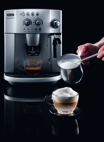 De'Longhi Magnifica Bean to Cup Espresso/Cappuccino Coffee Machine ESAM4200 - Silver