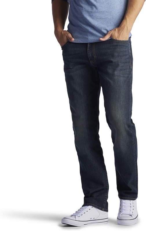 Lee Men's Performance Series Extreme Motion Straight Fit Tapered Leg Jean, Maverick, 33W x 32L at Amazon Men’s Clothing store