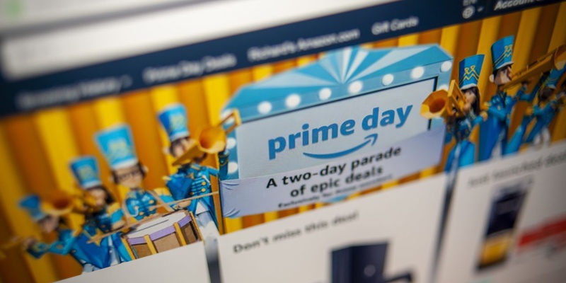 Amazon Targets Fall for Prime Day as it Tries to Return to Pre-Pandemic Operations - WSJ
