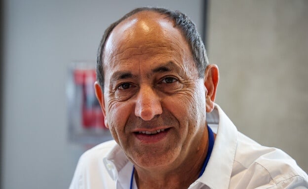 N12 - חשמל בשקל? רמי לוי מצטרף לתחרות על אספקת חשמל לציבור