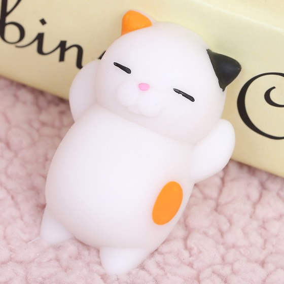 Colorful Adorable Cute Animal Hand Wrist Squeezing Fidget Toys Squishy Mini Stress Relief Squeeze Doll Slow Risng Venting Ball