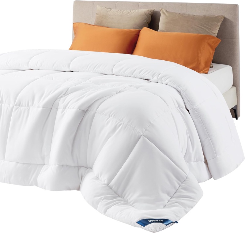 Amazon.com: Bedsure Comforter Duvet Insert - Quilted Comforters Queen Size, All Season Duvet, GentleSoft™ Down Alternative Bedding, with 8 Tabs, Gifts for Women/Men, White, Queen 88 x 88 Inches : Home & Kitchen