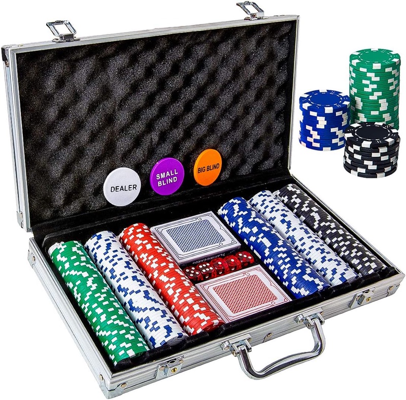 Amazon.com: Tocebe Poker Chip Set, 300PCS Poker Chips with Aluminum Case, 11.5 Gram Poker Set for Texas Holdem Blackjack Gambling : Sports & Outdoors